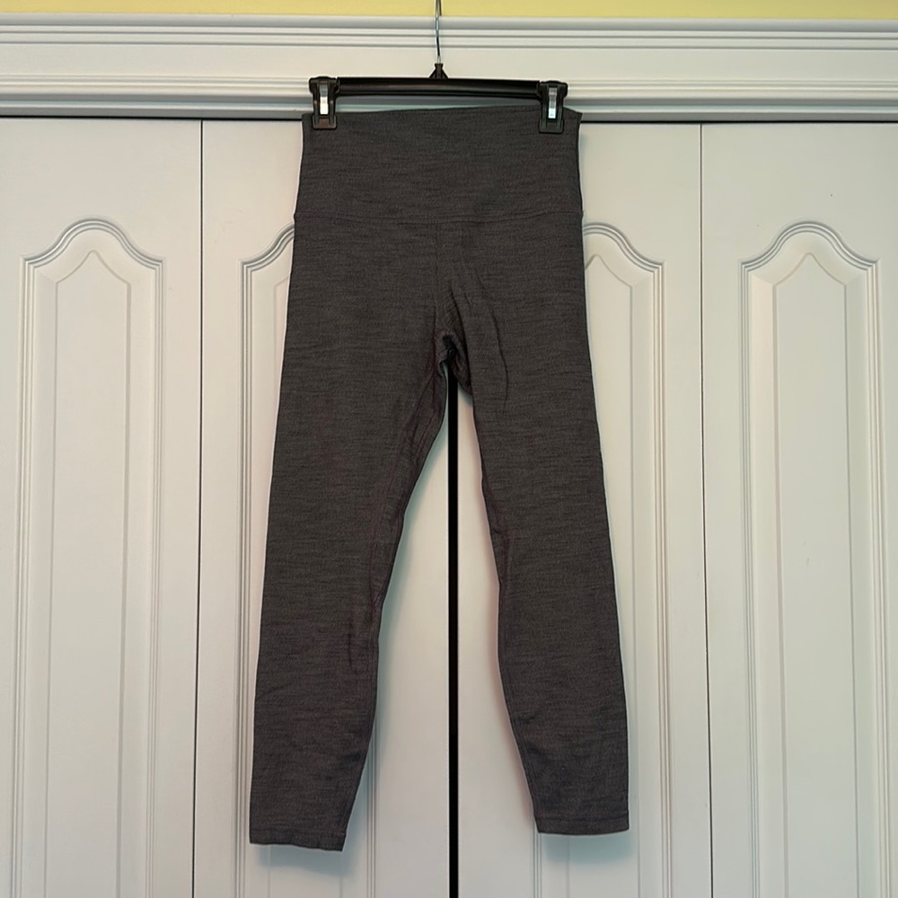 Lululemon leggings size 8